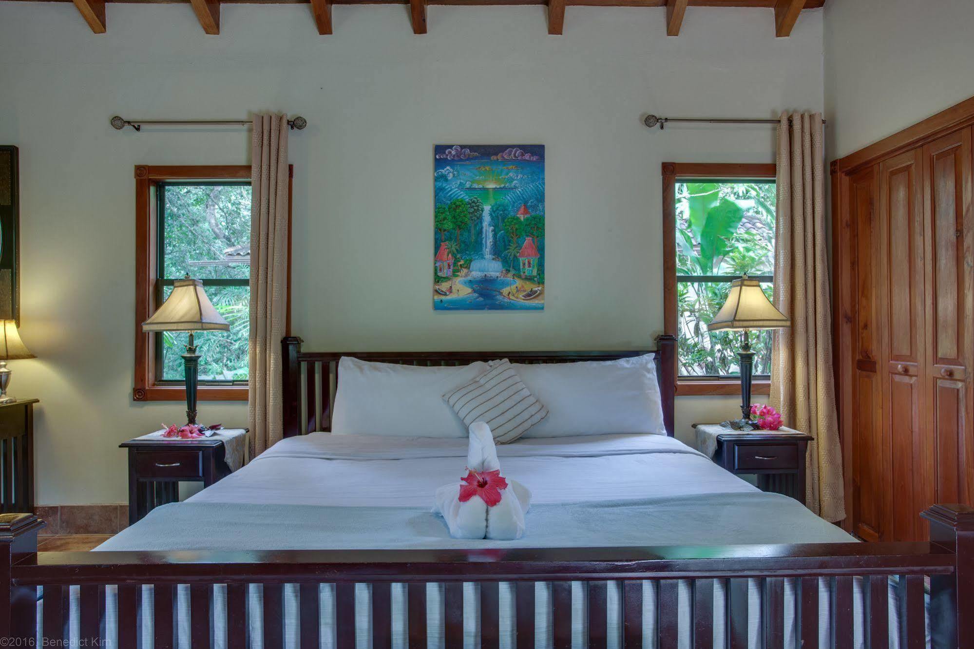 Mystic River Resort سان إجناسيو المظهر الخارجي الصورة